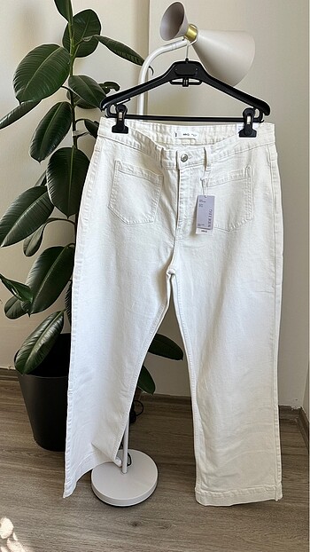 46 Beden Mango pantolon