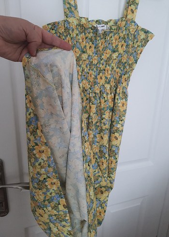 Çiçekli gipeli midi elbise.Askılı kare yaka - Görsel 8