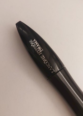 Lancome Siyah Maskara hypnotic drama - Görsel 3