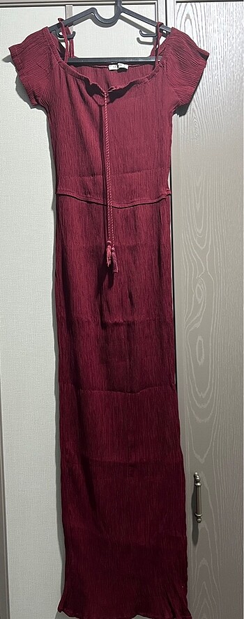 Bordo sexy yırtmaç detaylı elbise - Görsel 2