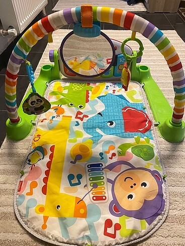 Fisher Price piyanolu oyun halısı