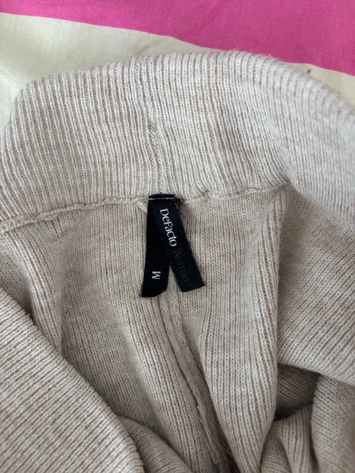 Bej Rahat Kesim Kadın Pantolon - Görsel 4