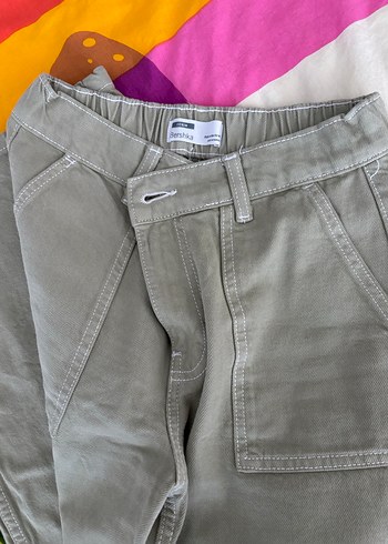 Bershka Haki Rahat Kesim Pantolon - Görsel 4