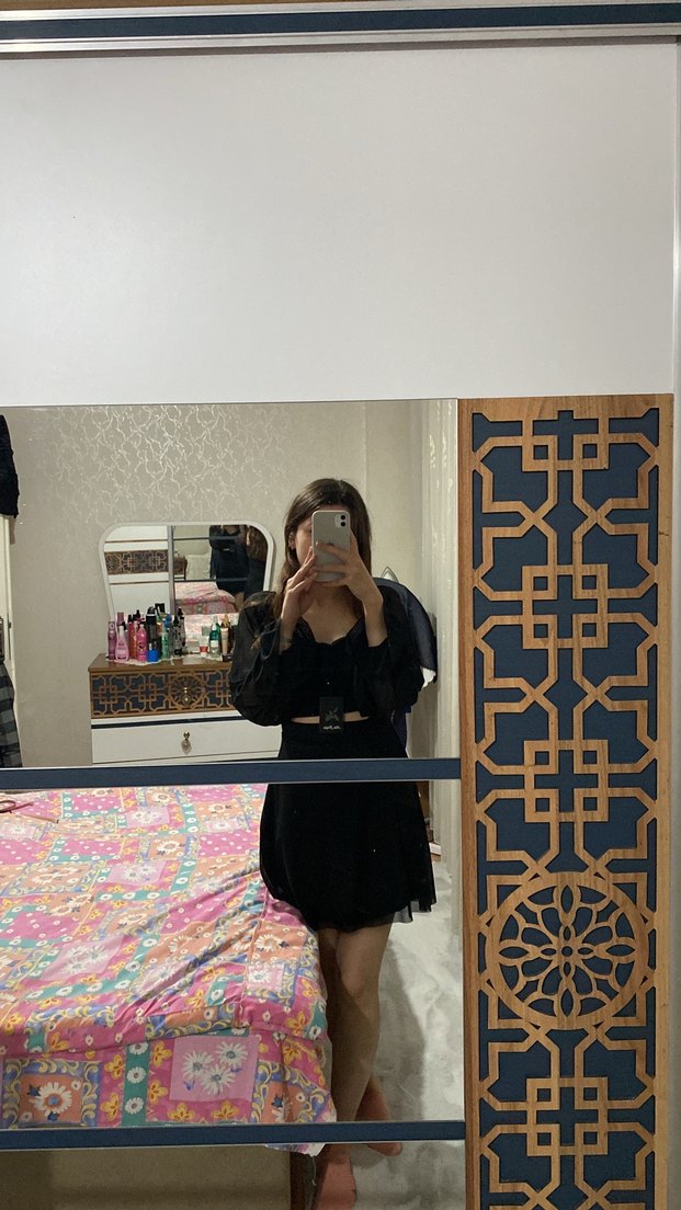 Şeffaf Kollu Siyah Mini Elbise - Görsel 3