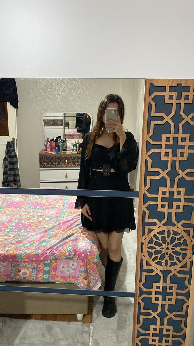 Şeffaf Kollu Siyah Mini Elbise - Görsel 4