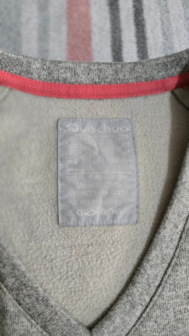 Gri V Yakalı Sweatshirt - Görsel 3