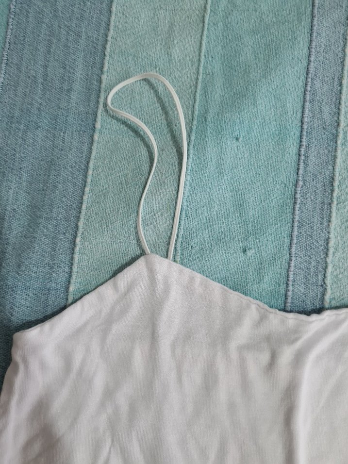 Beyaz İnce Askılı Pamuklu Kadın Atlet - Görsel 3