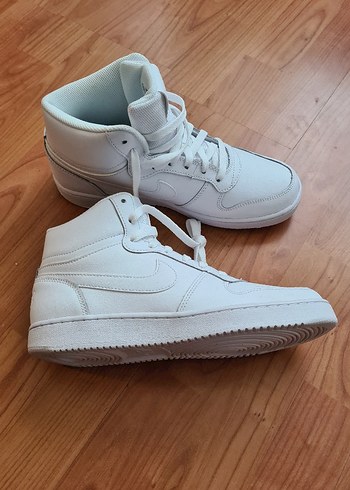 Nike Beyaz Kadın Spor Ayakkabı - Görsel 2