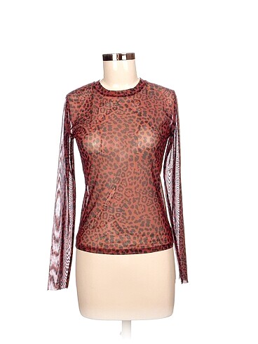 Stradivarius Bluz %70 İndirimli.