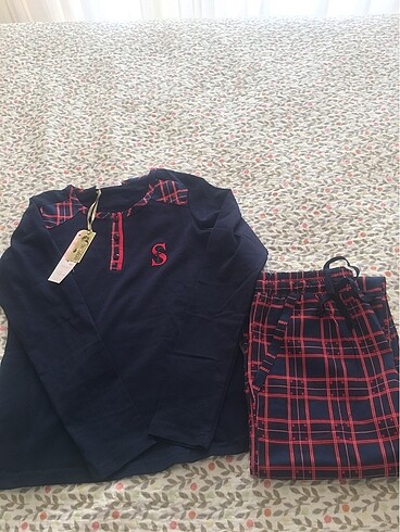 s Beden Senfoni pijama takımı