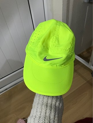  Beden sarı Renk Nike neon şapka