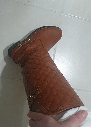 Kadın bot 37 numara - Görsel 3