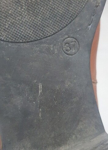 Kadın bot 37 numara - Görsel 5