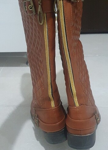 Kadın bot 37 numara - Görsel 8