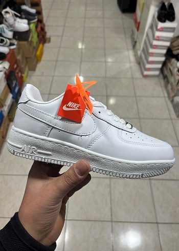 Beyaz Nike Kadın Spor Ayakkabı