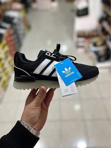 Adidas spor