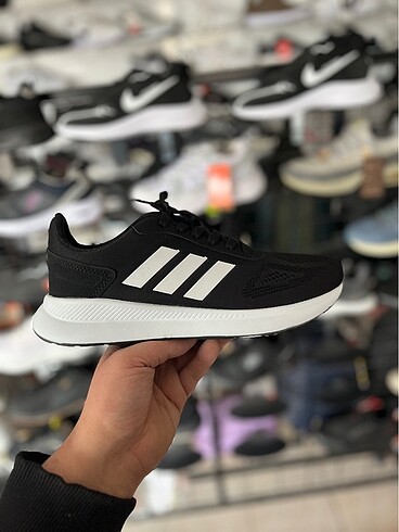 Adidas Runner