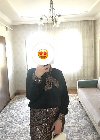 Etekli takım bir kez giyildı gömlek kumaş
