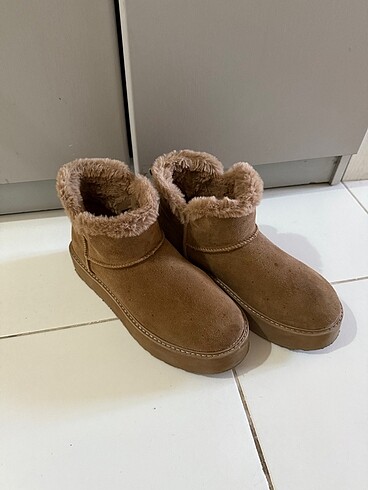 Oysho Oysho 41 numara ugg bot