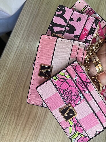  Beden pembe Renk Victorias secret kartlık