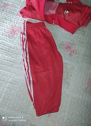 Adidas Eşofman takimi