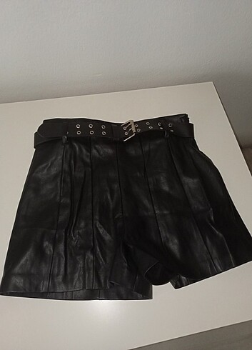 Kadın deri şort - Görsel 3