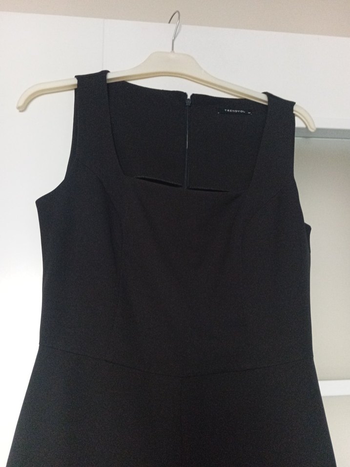 Siyah Kadın Tulum - Görsel 2