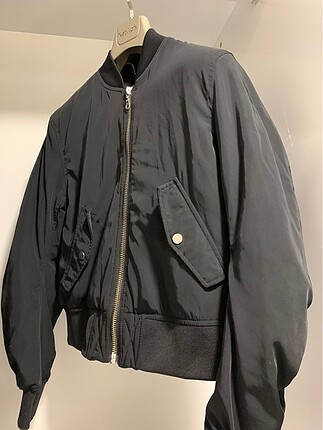 H&M Bomber Mont