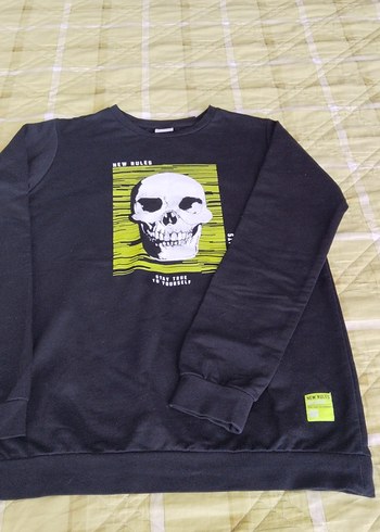 Erkek Çocuk Siyah Baskılı Sweatshirt