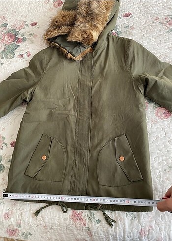 Kapüşonlu Kadın Haki Mont - Görsel 3