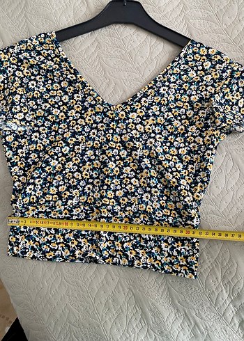 Çiçek Desenli Mini V Yakalı Kadın ikili takım - Görsel 6