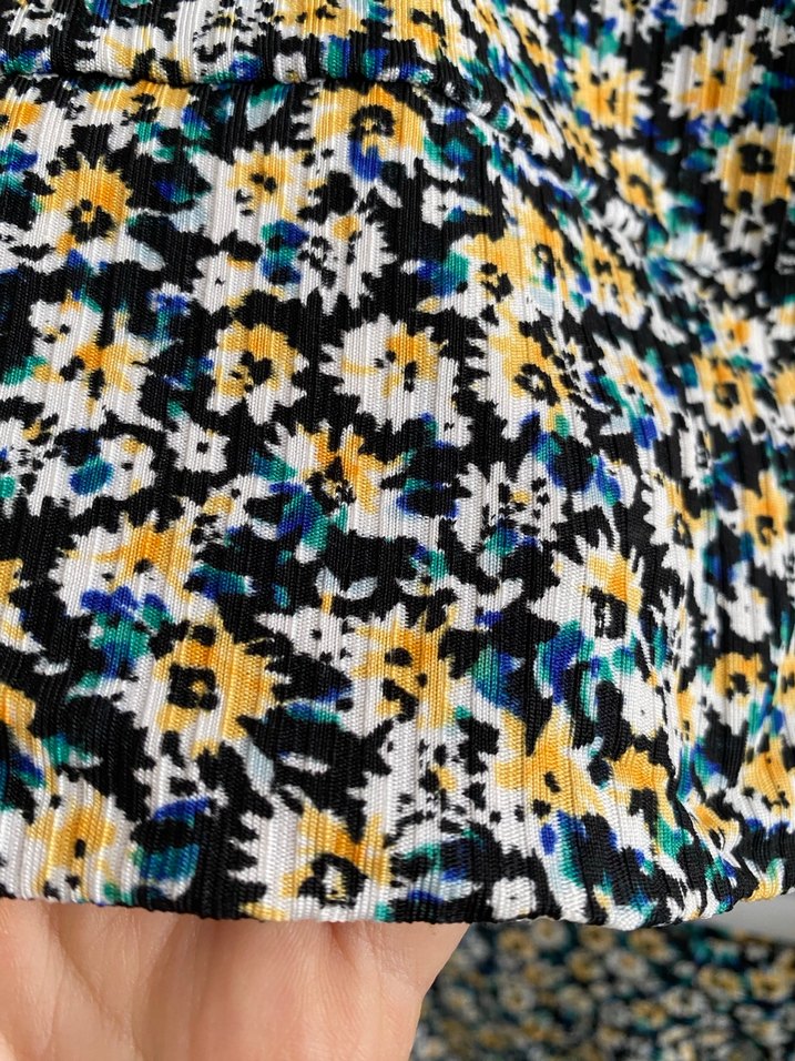 Çiçek Desenli Mini V Yakalı Kadın ikili takım - Görsel 3