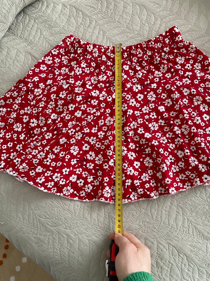 Kırmızı Çiçek Desenli ikili takım - Görsel 4