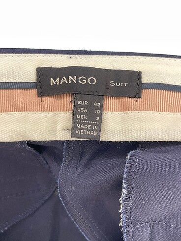 42 Beden siyah Renk Mango Kumaş Pantolon %70 İndirimli.