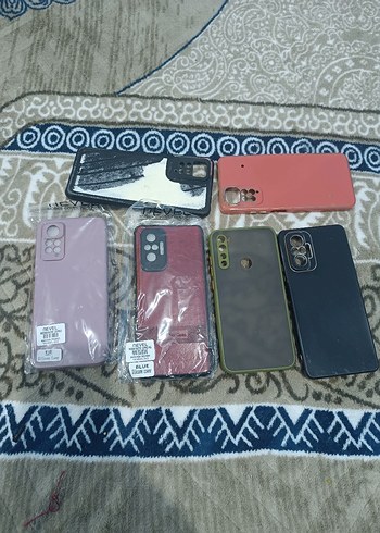 Çeşitli Renklerde Çoklu Telefon Kılıfları - Görsel 4