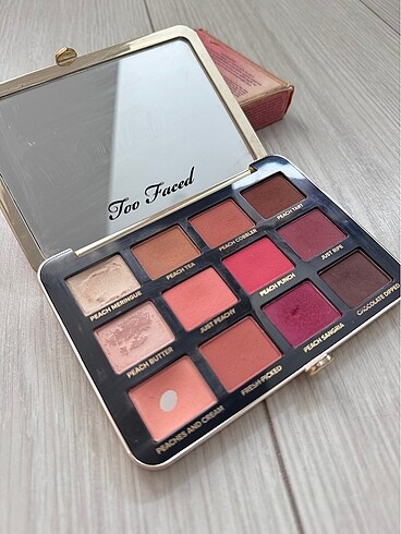 Beden Too faced peachy far paleti