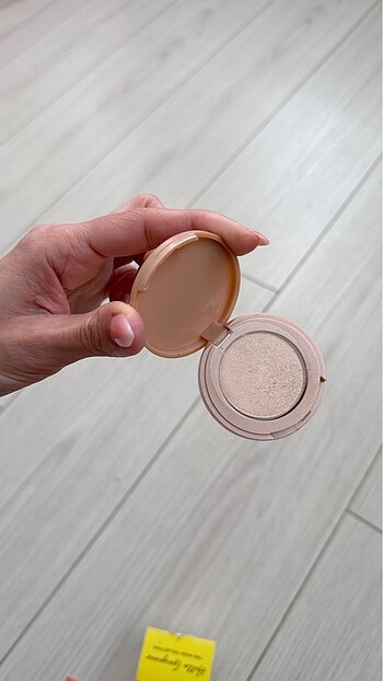 Beden Renk Tarte exposed highlighter aydınlatıcı