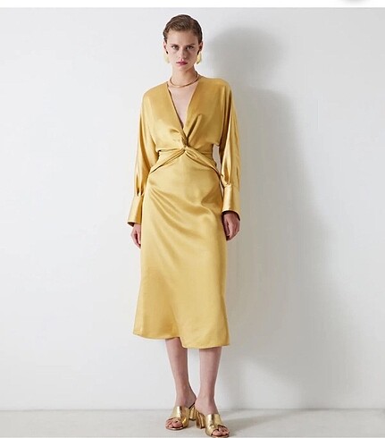 İpekyol Parlak Dokulu Midi Elbise Gold