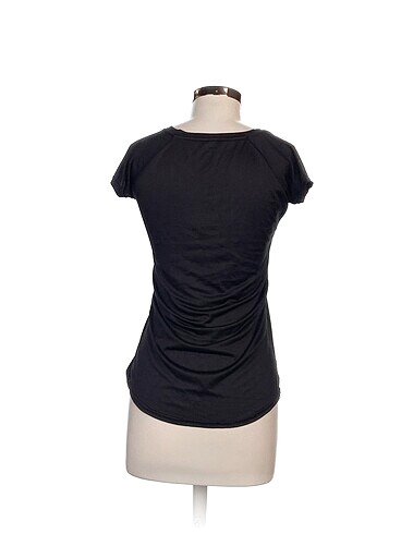 xl Beden Nike T-shirt %70 İndirimli.
