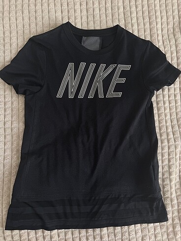 ORJİNAL Nike tshirt