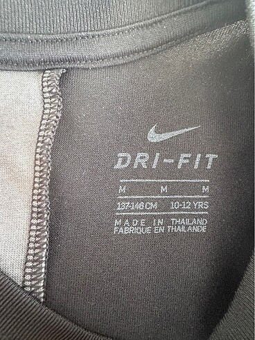 m Beden ORJİNAL Nike tshirt