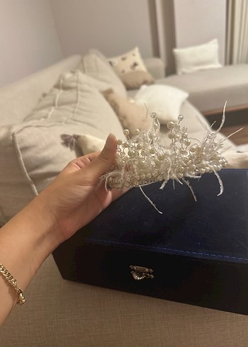 İnci ve Kristal Detaylı Beyaz Saç Tacı Gelin After Tacı - Görsel 3