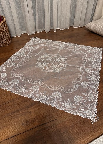 İşlemeli Beyaz Dantel Örtü Seti - Görsel 3
