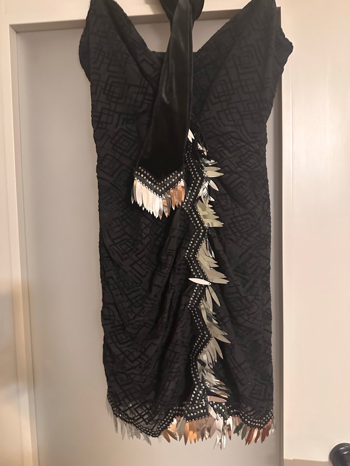 Siyah İşlemeli Drapeli Mini Gece Elbisesi - Görsel 2