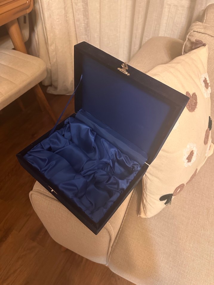 Astarlı Kadife Kutu - Görsel 2