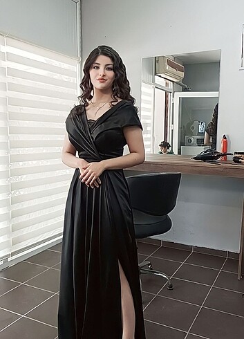 Arin Dress S Beden Siyah Uzun Saten Abiye