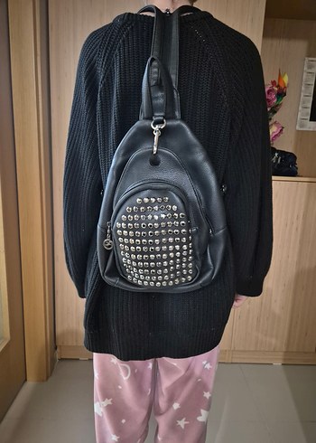 Siyah Deri Rock Punk Sırt Çantası - Görsel 3