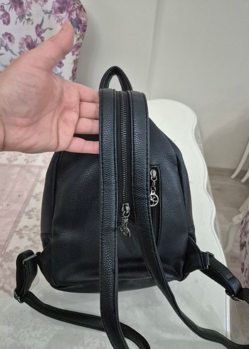 Siyah Deri Rock Punk Sırt Çantası - Görsel 4