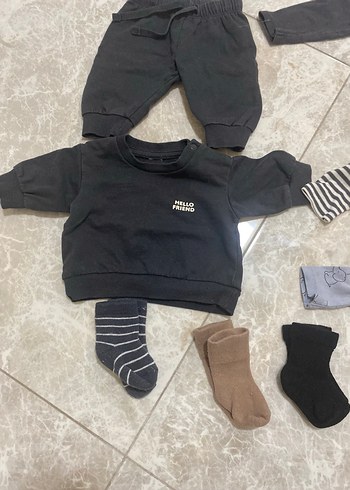 H&M 1 takım 3 zıbın 1-2M Beden - Görsel 2