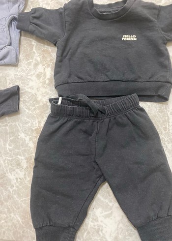 H&M 1 takım 3 zıbın 1-2M Beden - Görsel 4